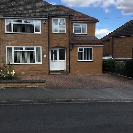 Large 4 Bedroom Home In Boston Spa Village In-Between York, Harrogate And Leeds, Sleeps 9 Exterior foto